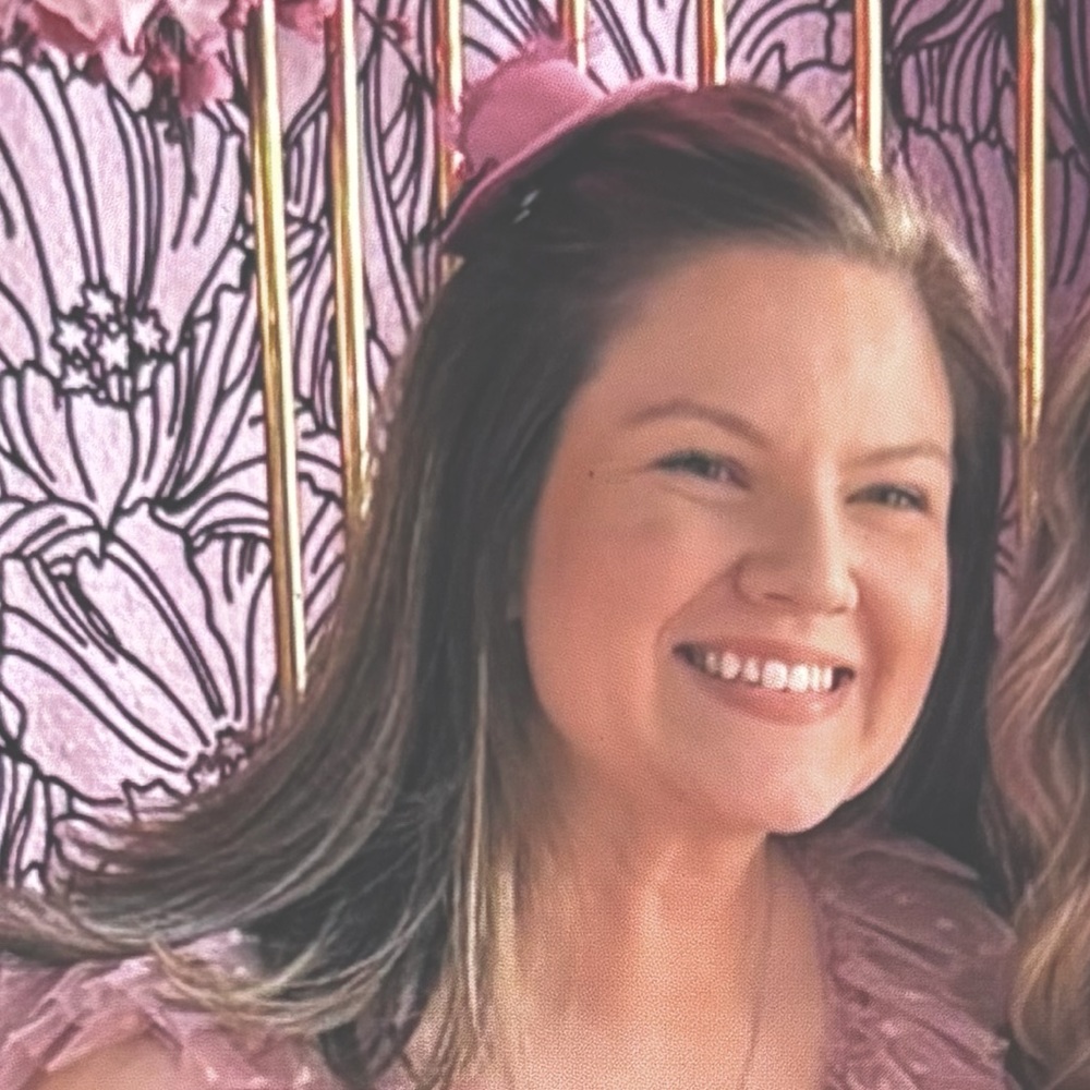 Meet your Posher, Courtney